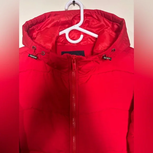 NWOT ONLY Red warm zip-up puffer jacket with a hood M - Picture 3 of 10